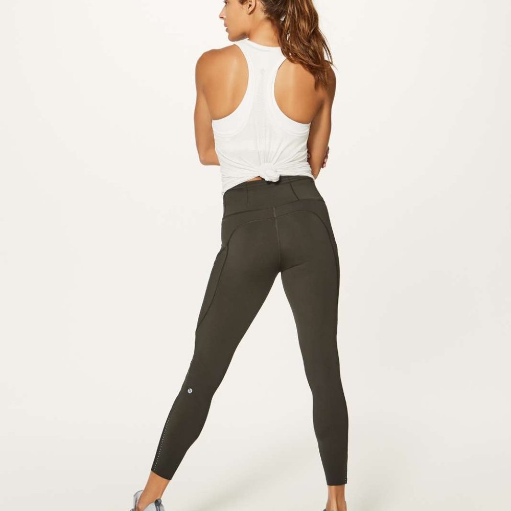 NWT Fast and Free HR Tight 31"
